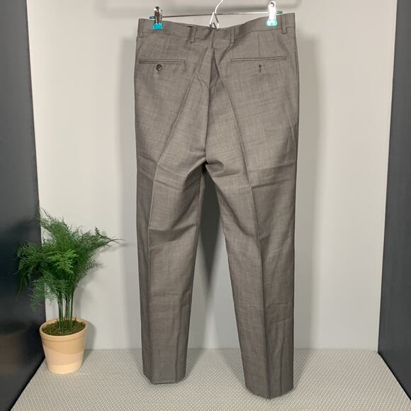 Jos. A Bank Traveler Gray Slim Fit Suit Set Size 40S 31S NWOT - Picture 8 of 10